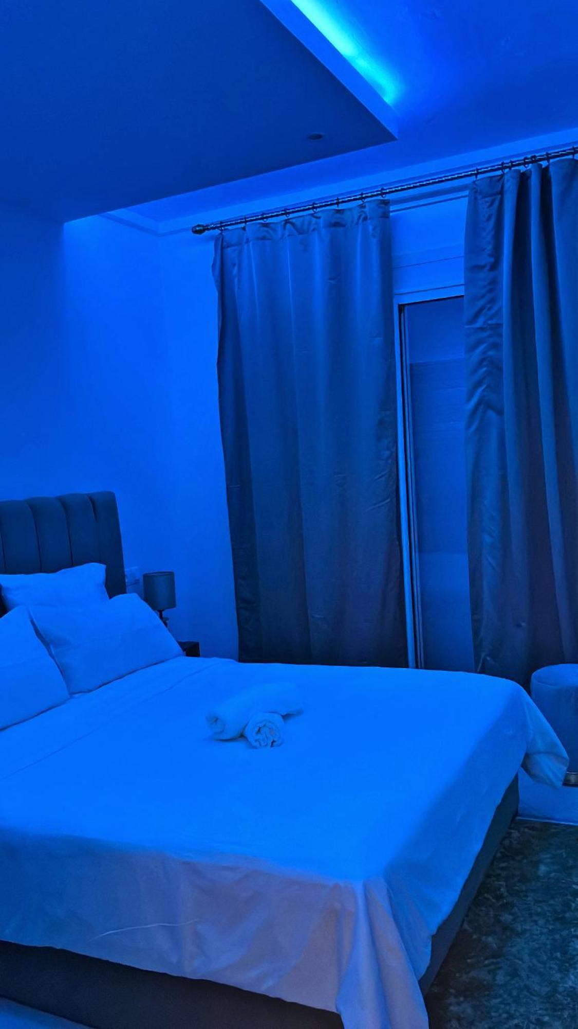 Elegant Appartement Avec Un Acces Piscine Jardin Parking Sous-Sol Et Wifi Haut Debit Fibre Optique Tanger Exterior foto