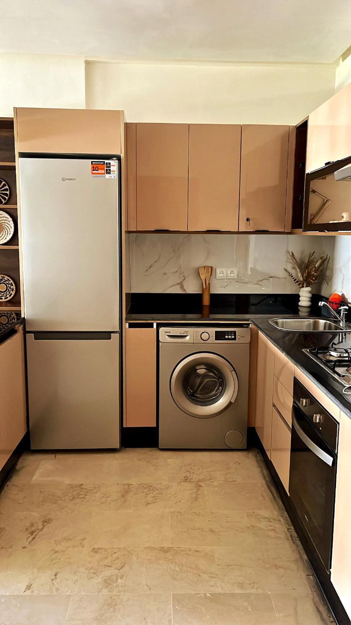 Elegant Appartement Avec Un Acces Piscine Jardin Parking Sous-Sol Et Wifi Haut Debit Fibre Optique Tanger Exterior foto