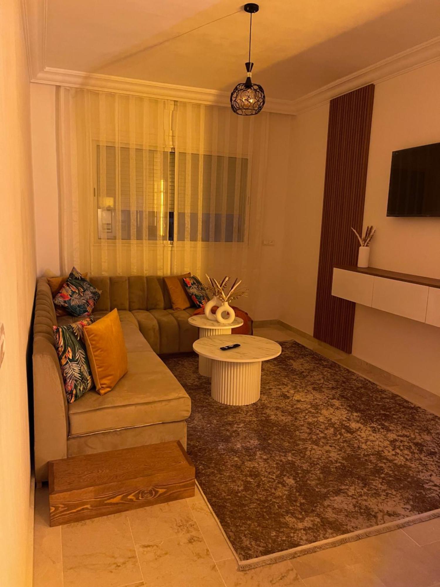 Elegant Appartement Avec Un Acces Piscine Jardin Parking Sous-Sol Et Wifi Haut Debit Fibre Optique Tanger Exterior foto